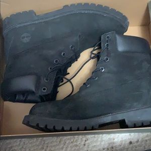 Black timberland boots